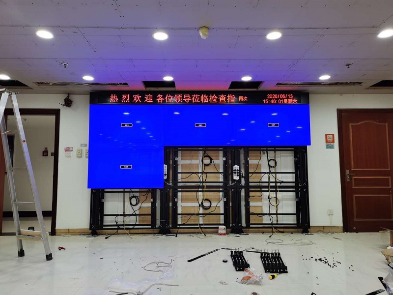 貴陽(yáng)55寸0.88拼縫液晶拼接屏